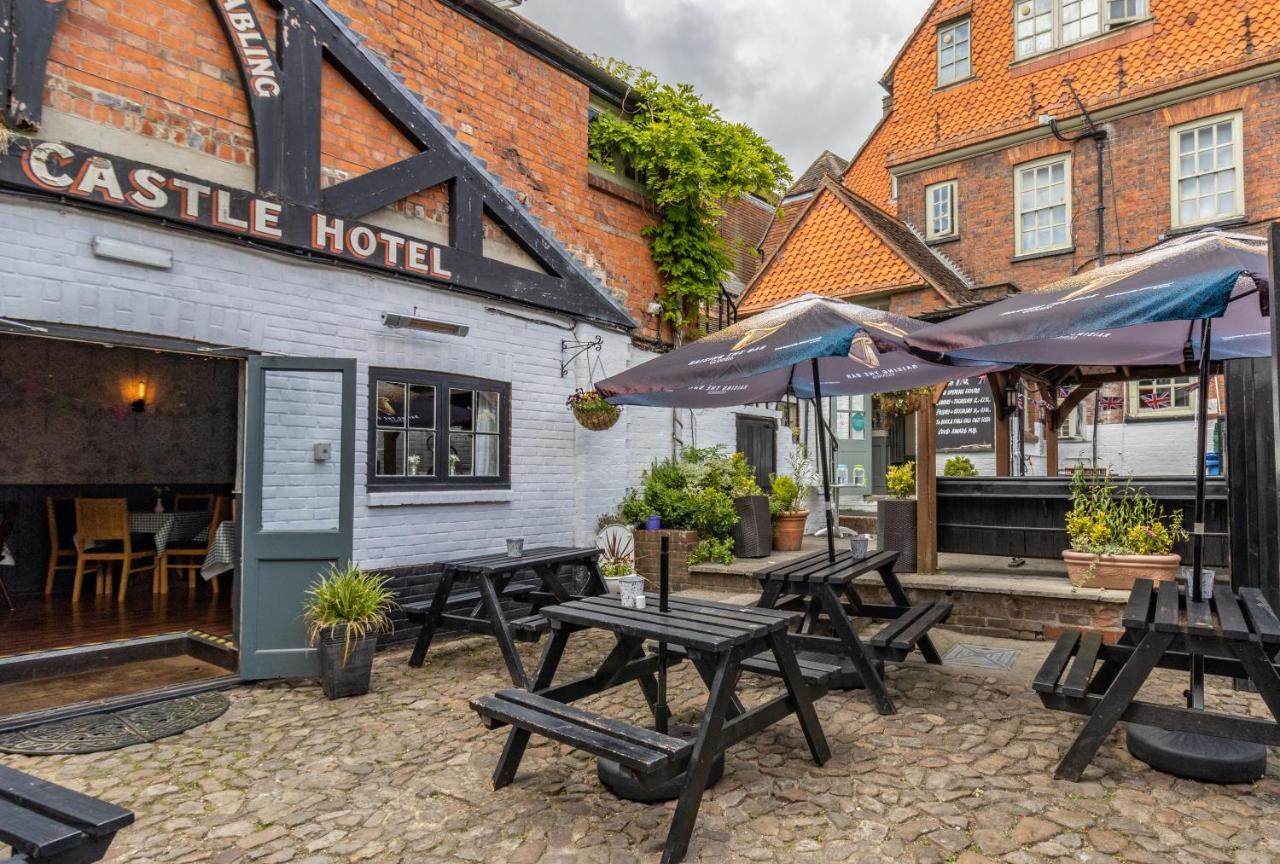 Hotel The Bear Marlborough Exteriér fotografie