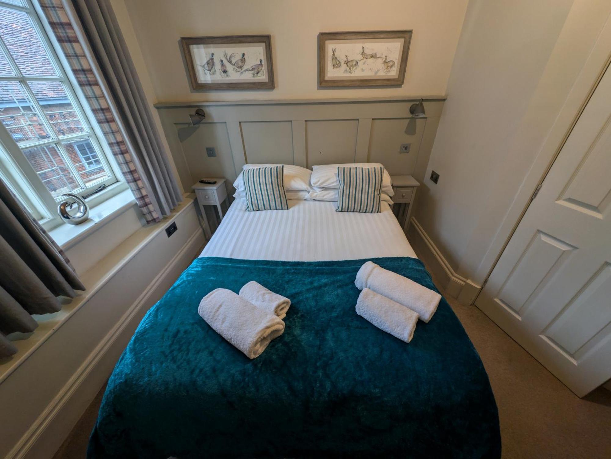 Hotel The Bear Marlborough Exteriér fotografie
